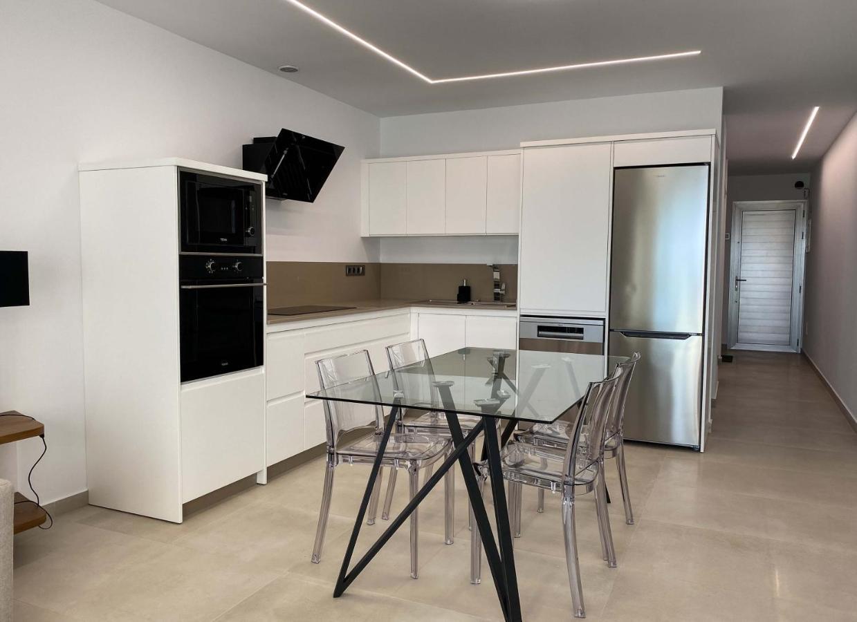 Marina Suites 8 Playa Blanca  Buitenkant foto